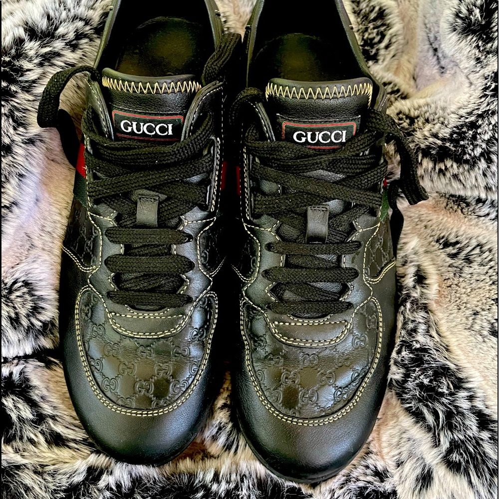 Gucci sneakers in great condition